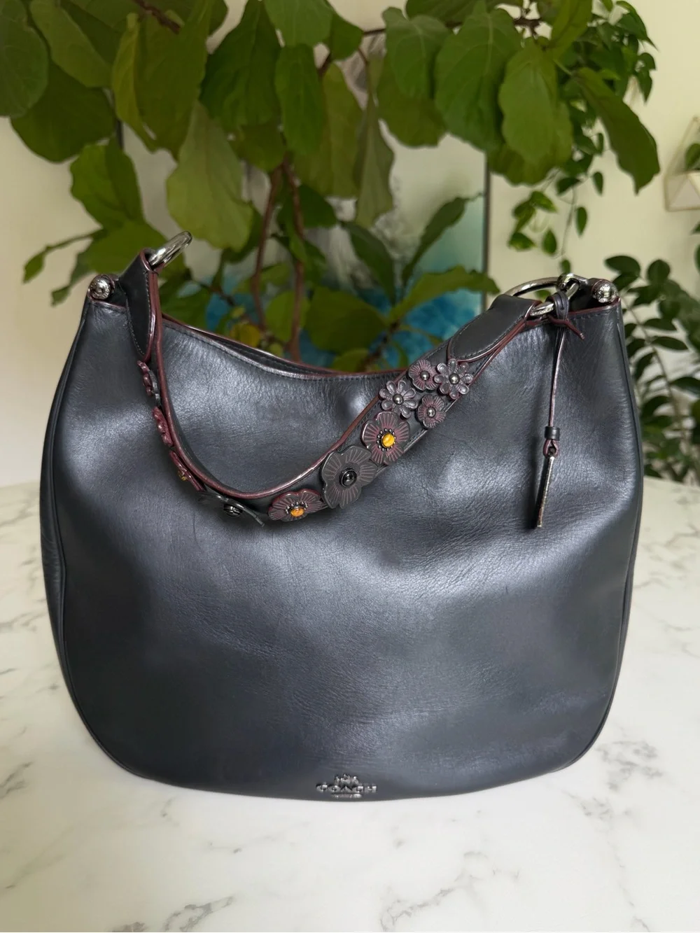 Coach Nomad Mae Hobo in Willow Floral Tea Roses Black Leather Shoulder Bag 55543